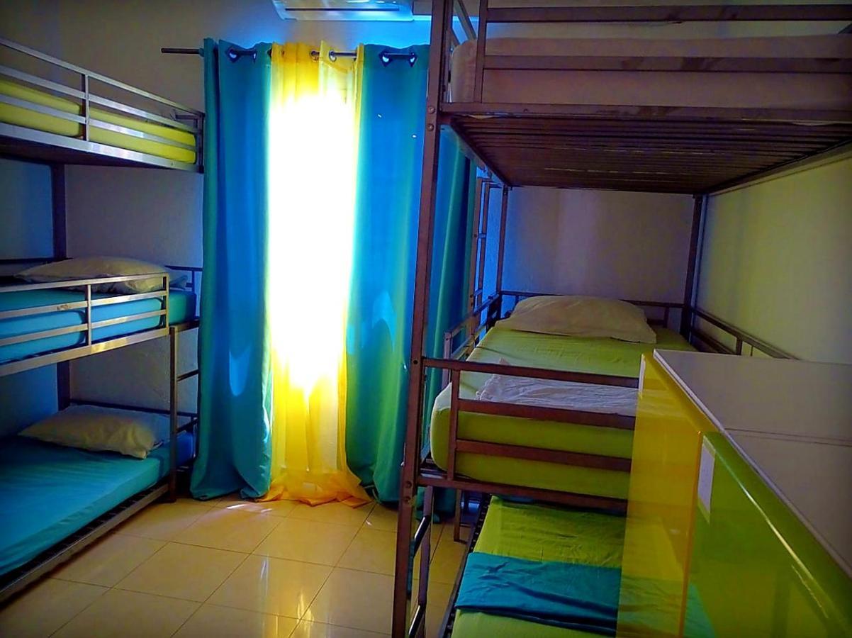 Butterfly Hostel Saint-Francois  Ngoại thất bức ảnh